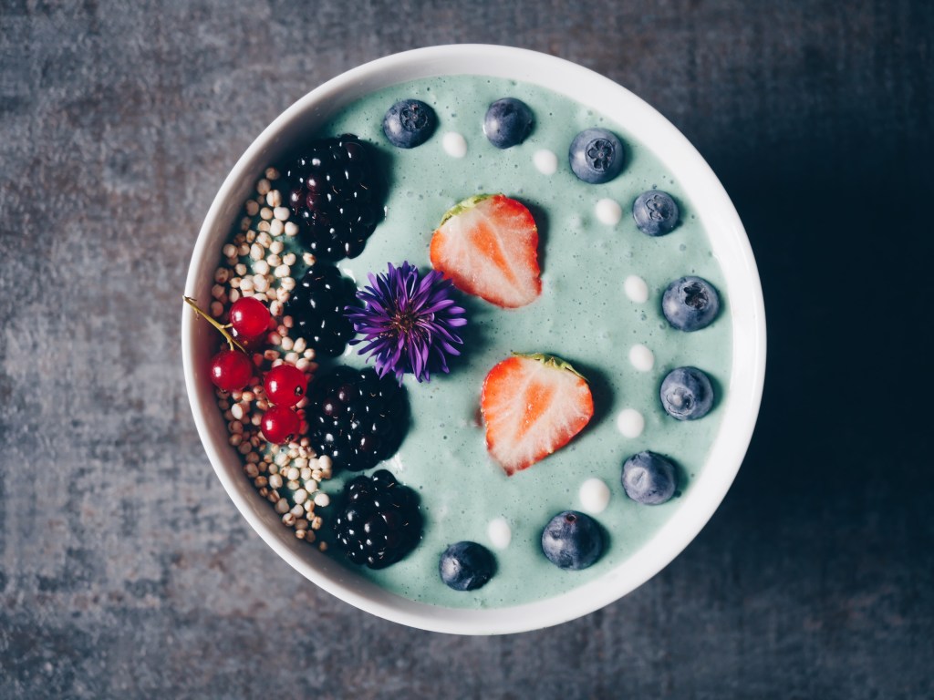 Turquoise Smoothie Bowl